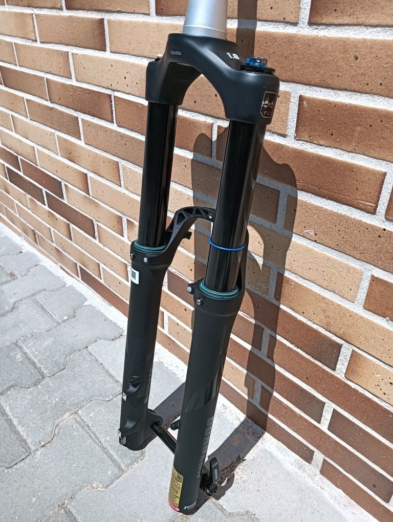 Suntour Durolux 38 180mm