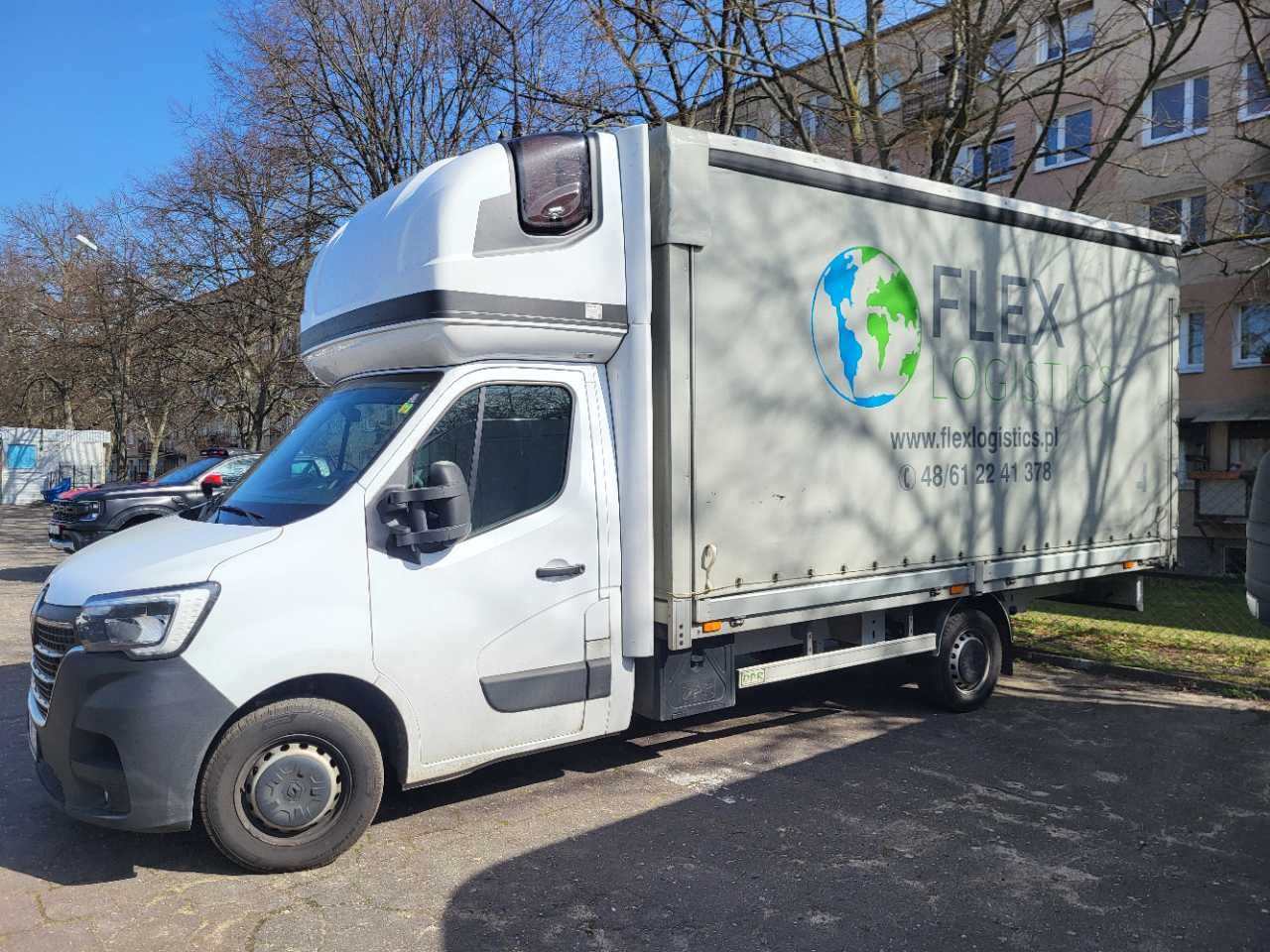 Odstąpię busa RENAULT Master z cesją leasingu rocznik 2022