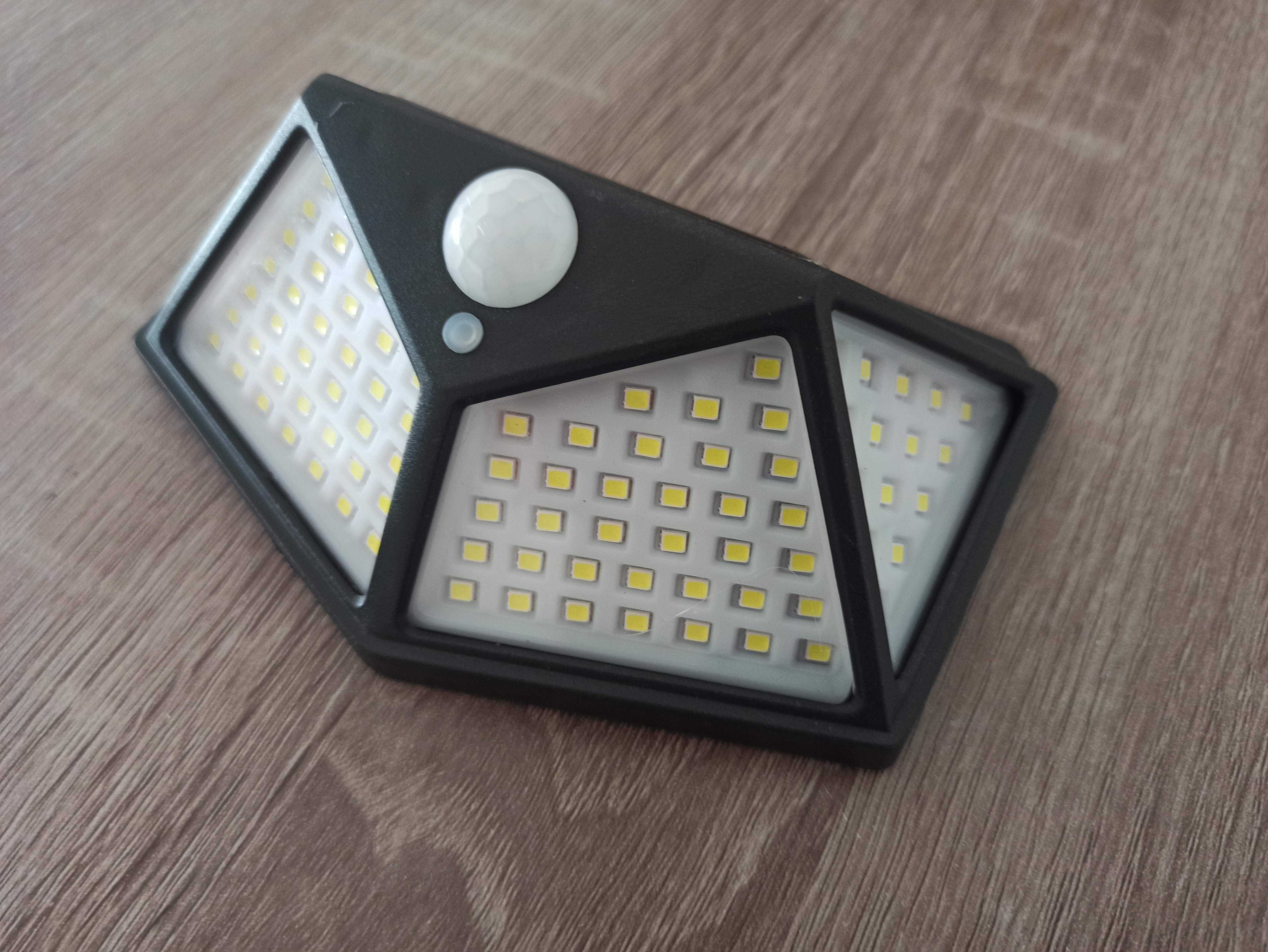 Candeeiro Solar LED sensor movimento