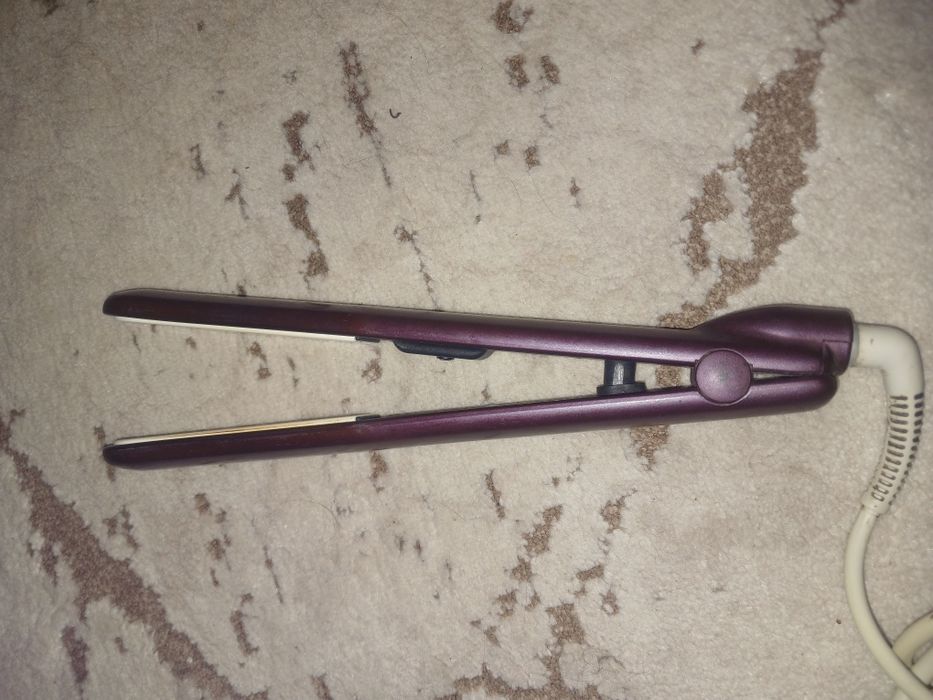 Недорого ! Випрямлювач vitek,  кераміка!