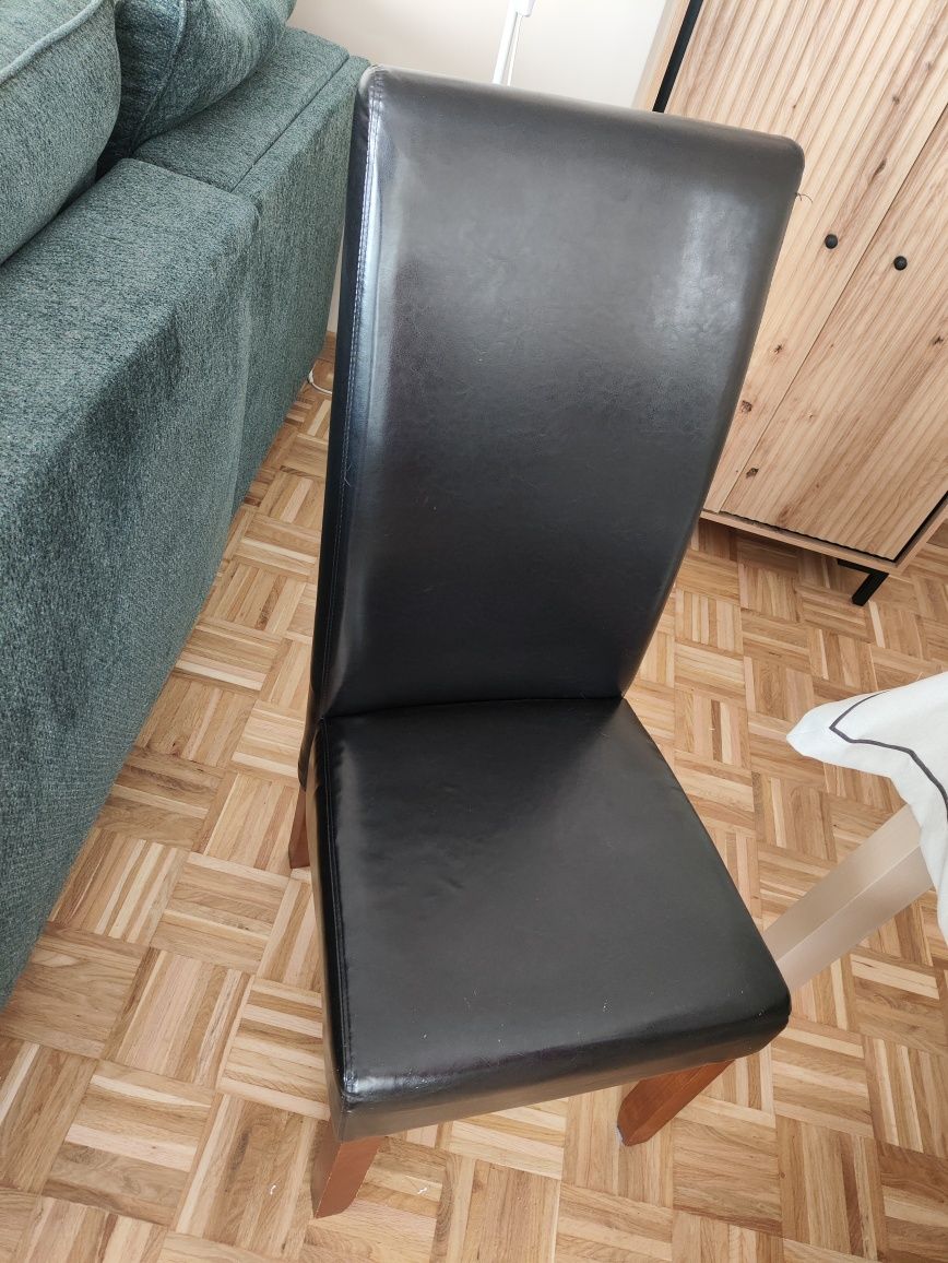 2 krzesła do salonu. Cena za 2 sztuki