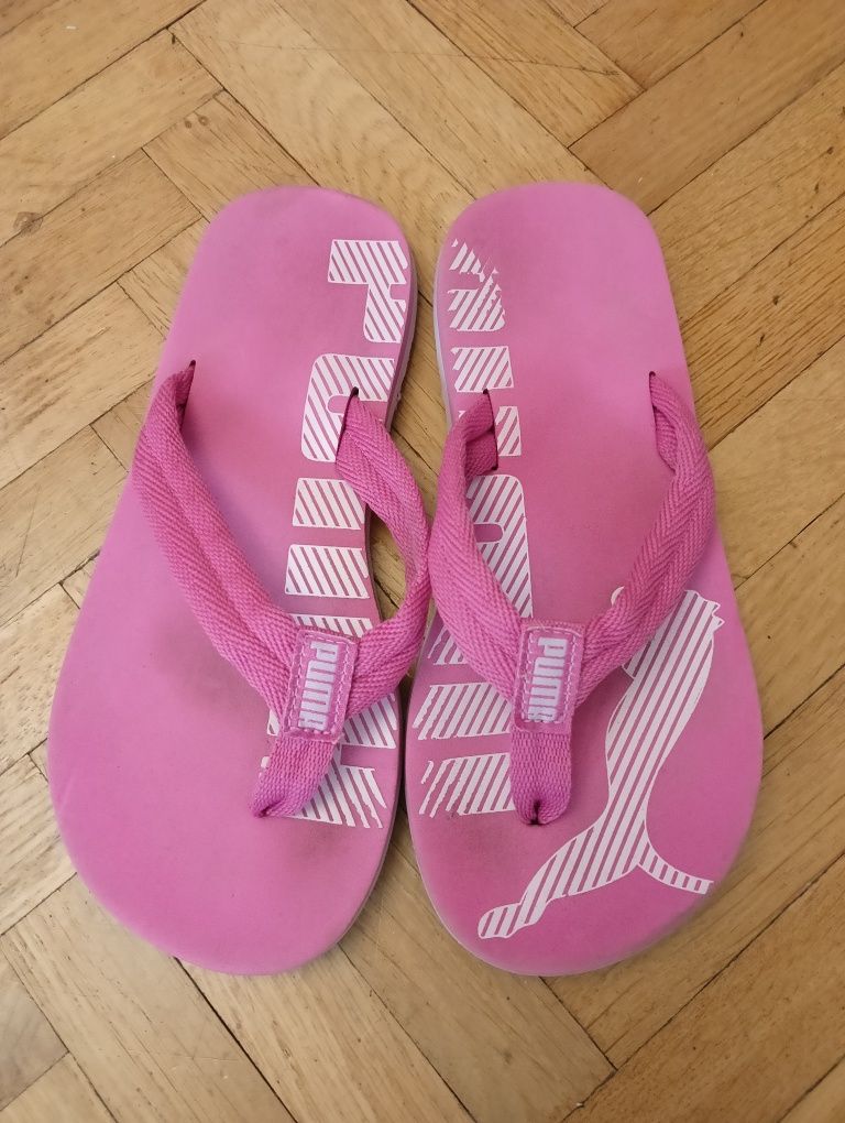 Klapki Puma dla dziewczynki