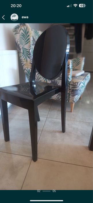 Krzeslo plastikowe czarne