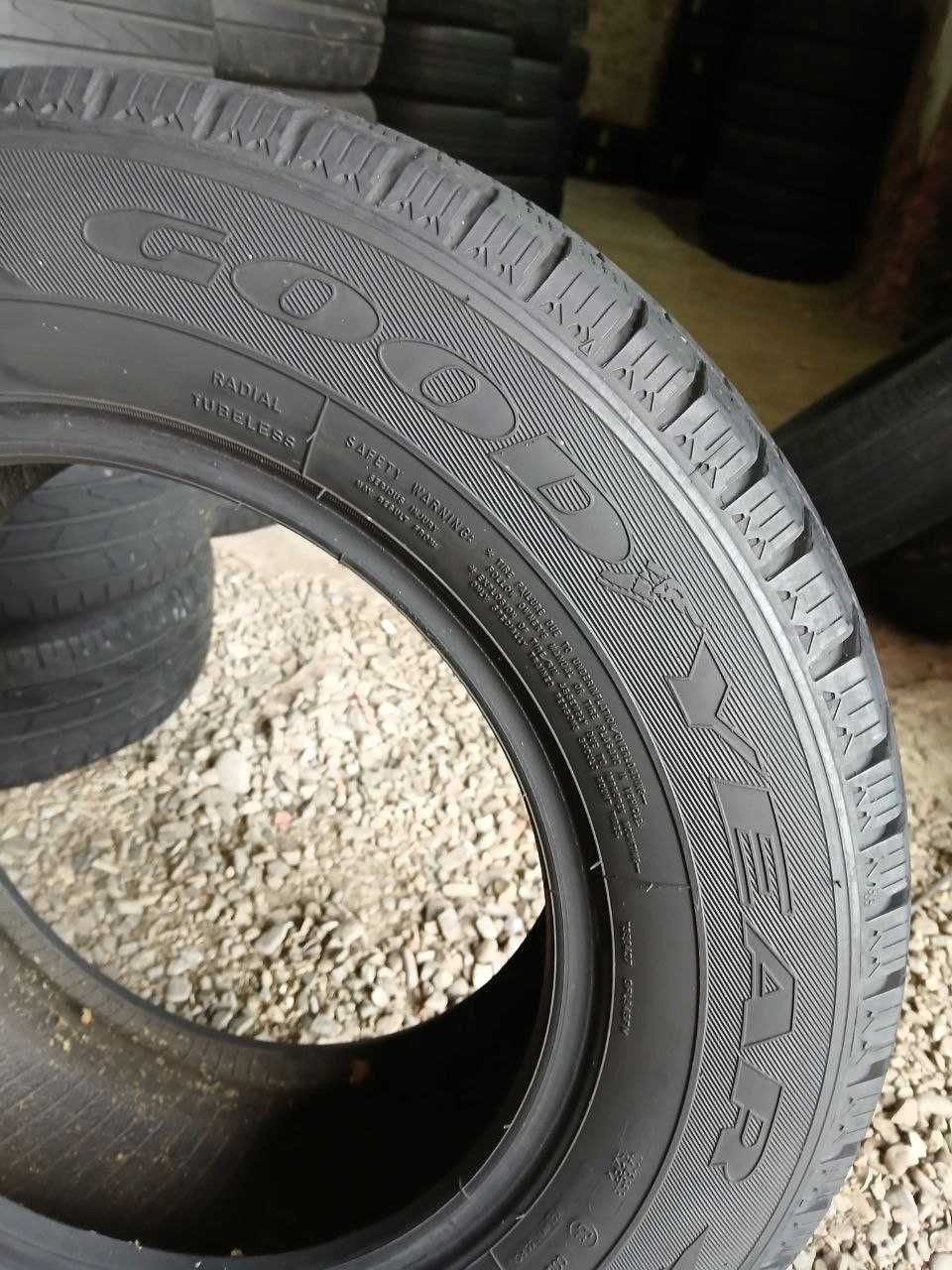 Шина Godyear 215 65 R15C 1шт. Всесизонка.(0066)