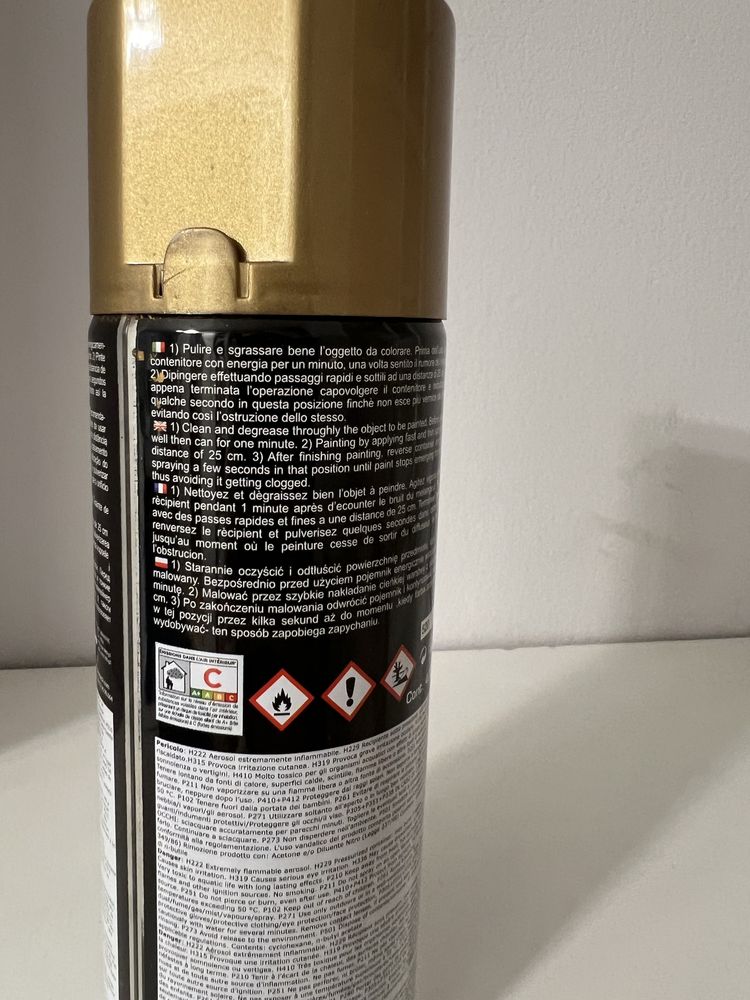 Okazja! Lakier akrylowy w sprayu złoty Vernice Effetti Speciali