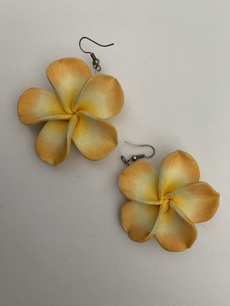 Kolczyki lekkie kwiaty żółte