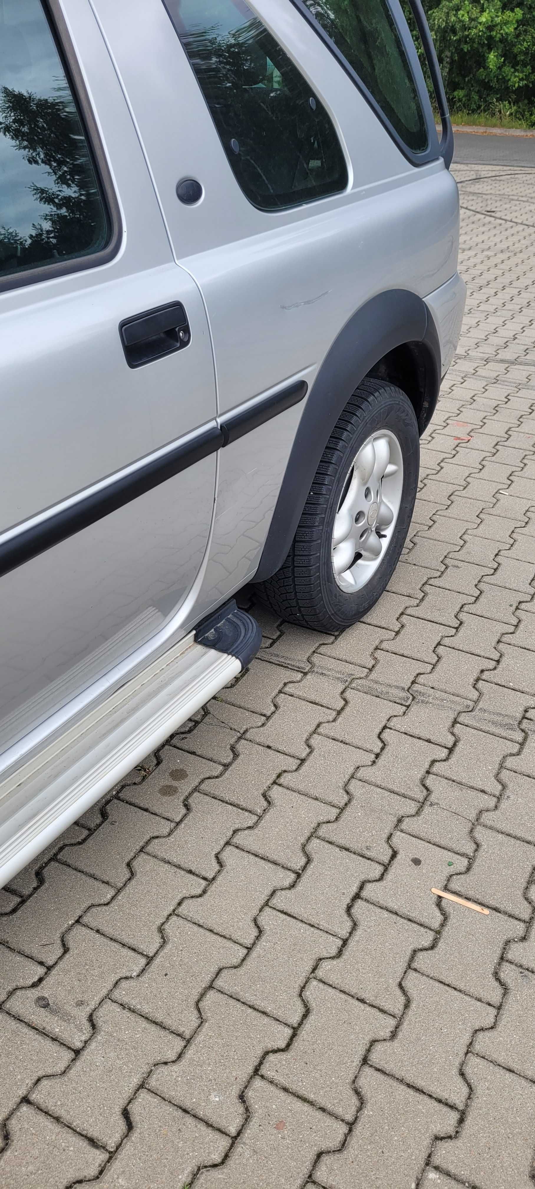 LAND ROVER freelander