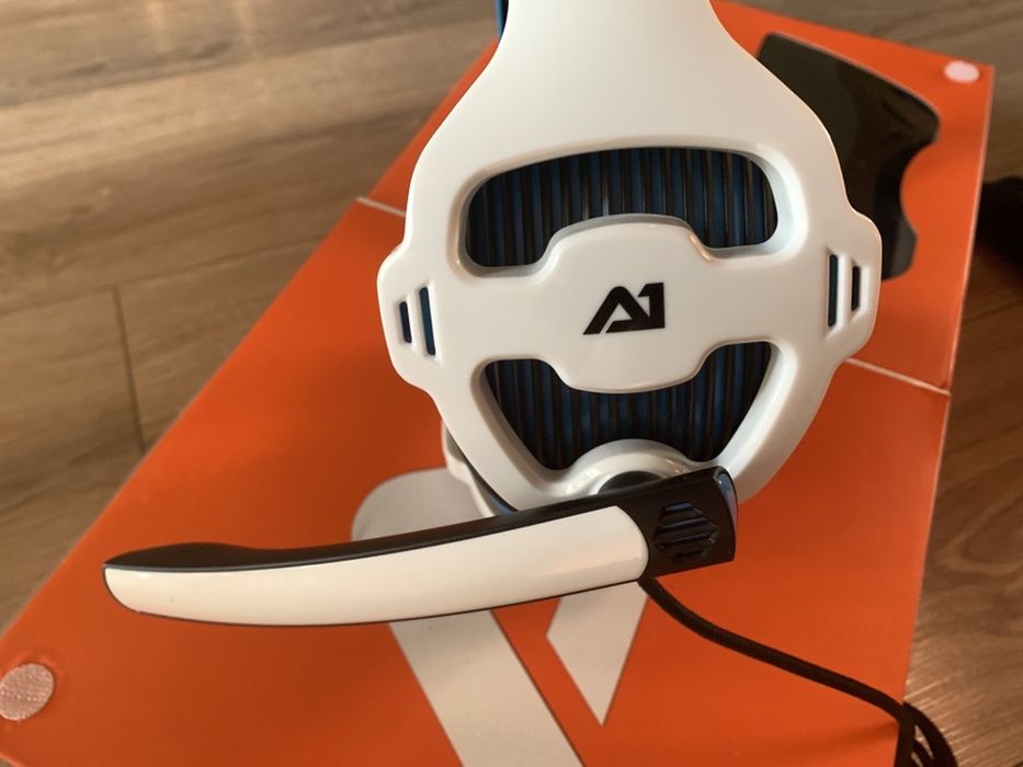 Słuchawki gamingowe ATTITUDE ONE Tunguska 7.1 USB Pilot
