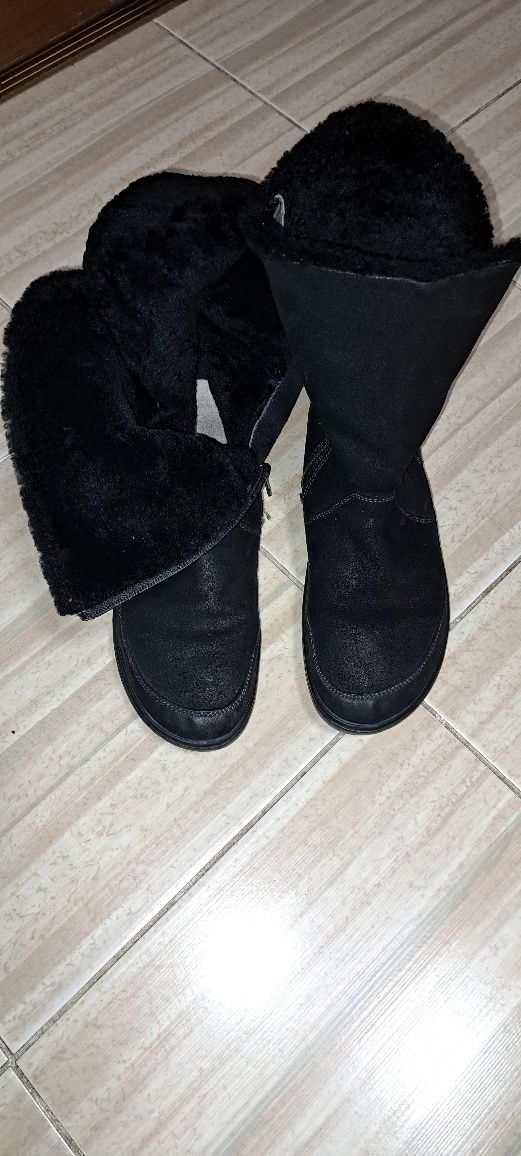 Продам зимові чобітки Birkenstock 42