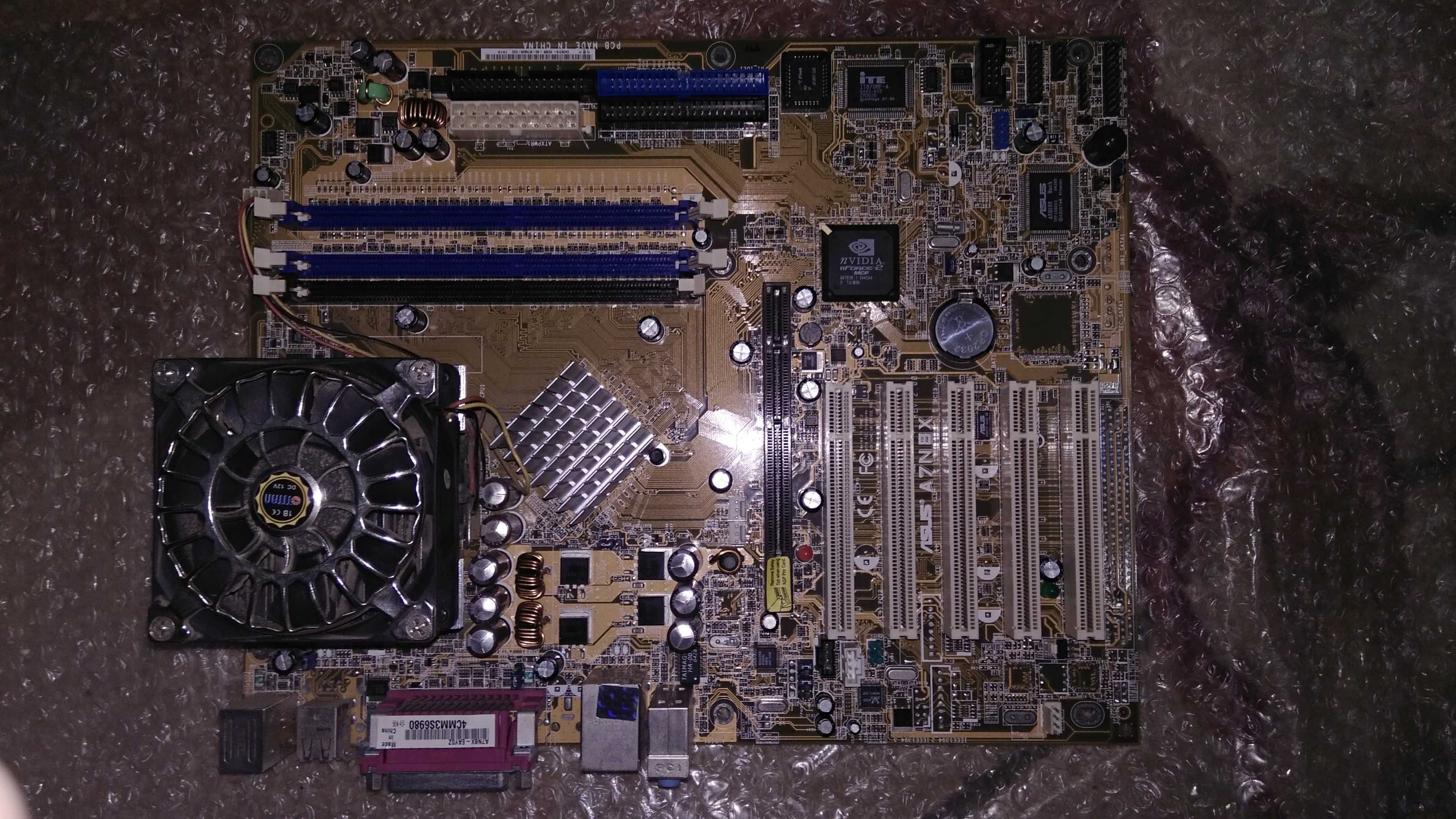 Материнская плата Asus A7N8X. Socket A (Socket 462)