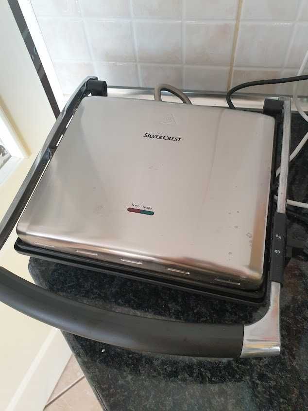 Grill kontaktowy, opiekacz do panini SPM 2000 E2, 2000 W Silvercrest