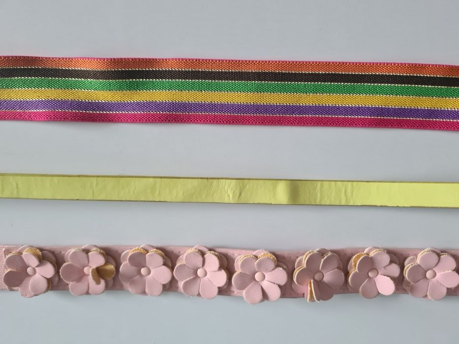 Zestaw 3 ślicznych pasków kwiatki, truskawka dla dziewczynki 3-5 lat,