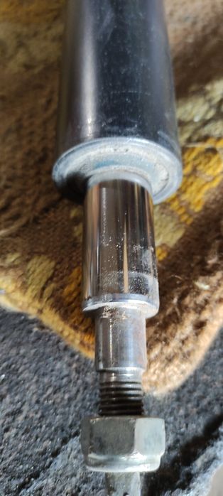 Вкладиш передній маслянаяний KYB 665036 Lanos sens