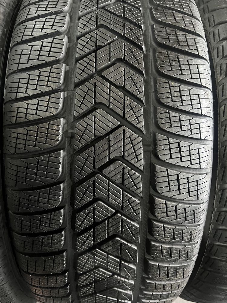 275/35/21+255/40/21 R21 Pirelli Scorpion Winter 4шт зима