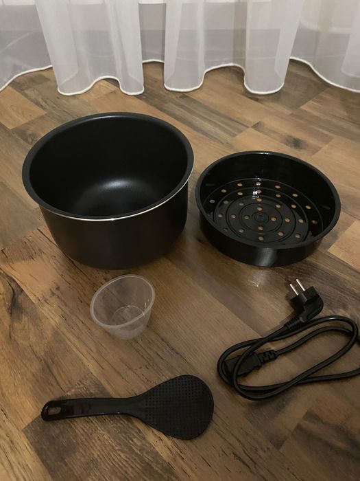 Мультиварка Tefal Essential Multicooker