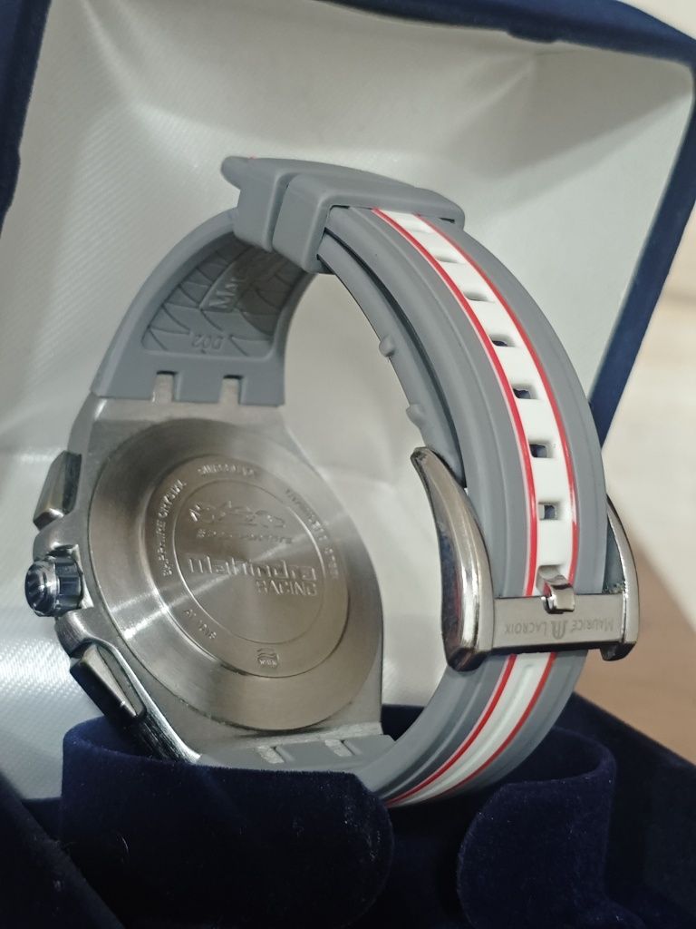 Maurice lacroix Mahindra racing quartz часы наручные