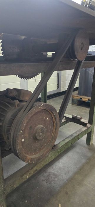 PIŁA tarczowa do drewna krajzega masywna cięzka dużą 400v siła