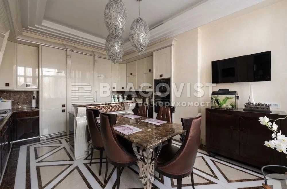 Грушевського 9-а Ціна 1 800 000 $