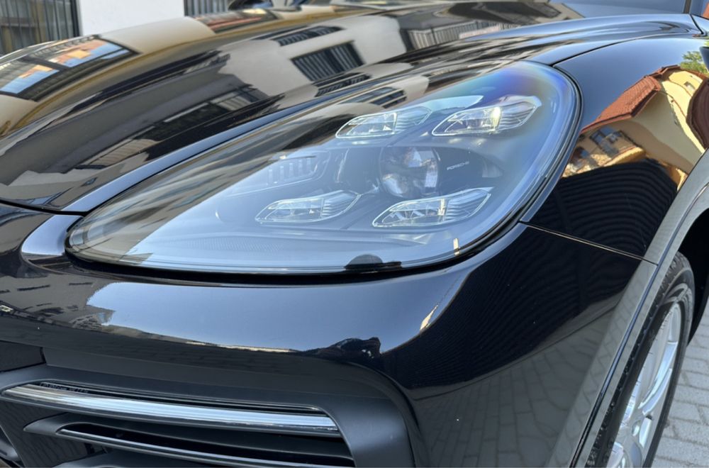 Porsche  cayenne matrix