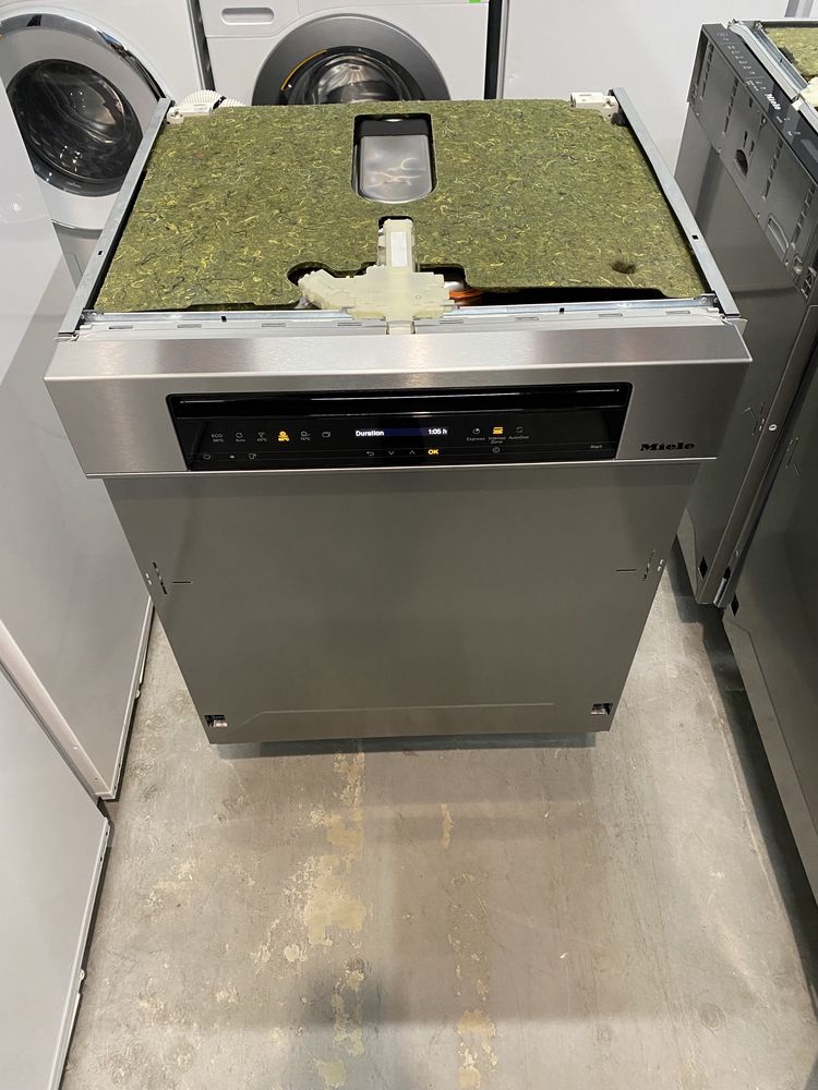 Посудомийна машина фірми Miele G 7315 SCi XXL