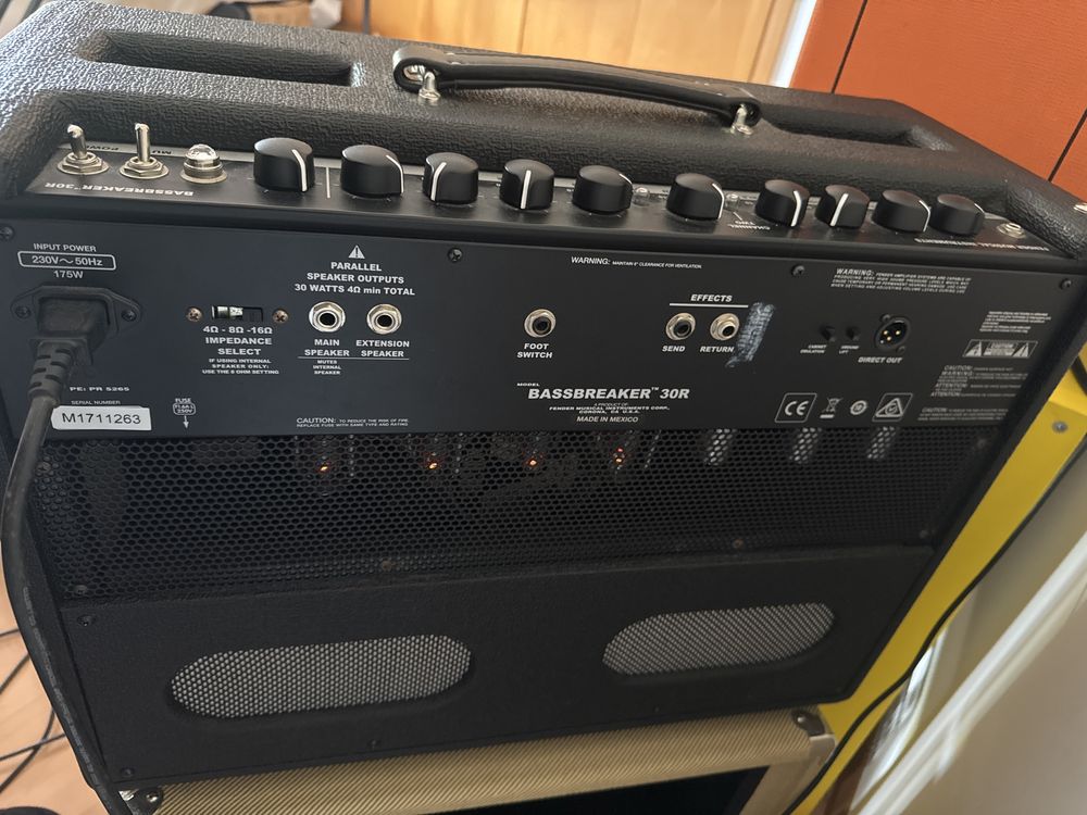 Fender Bassbreaker 30R