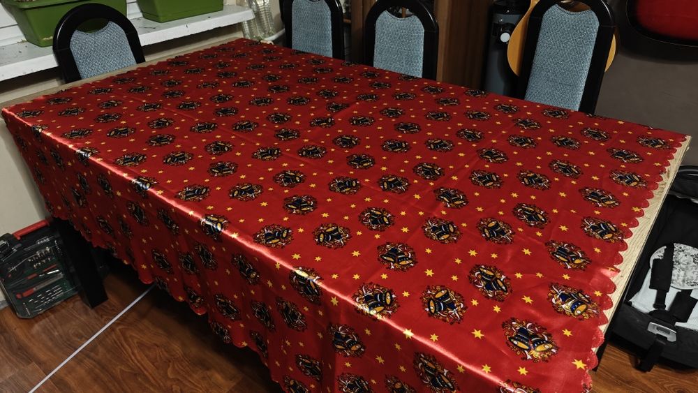 6 różnych obrusów