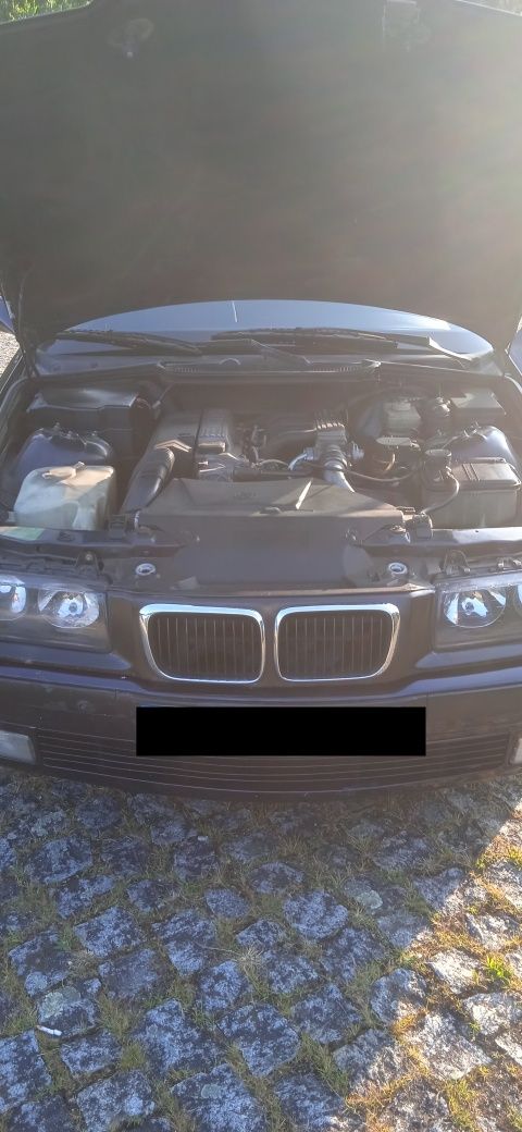 B.M.W 318 TDS carrinha .