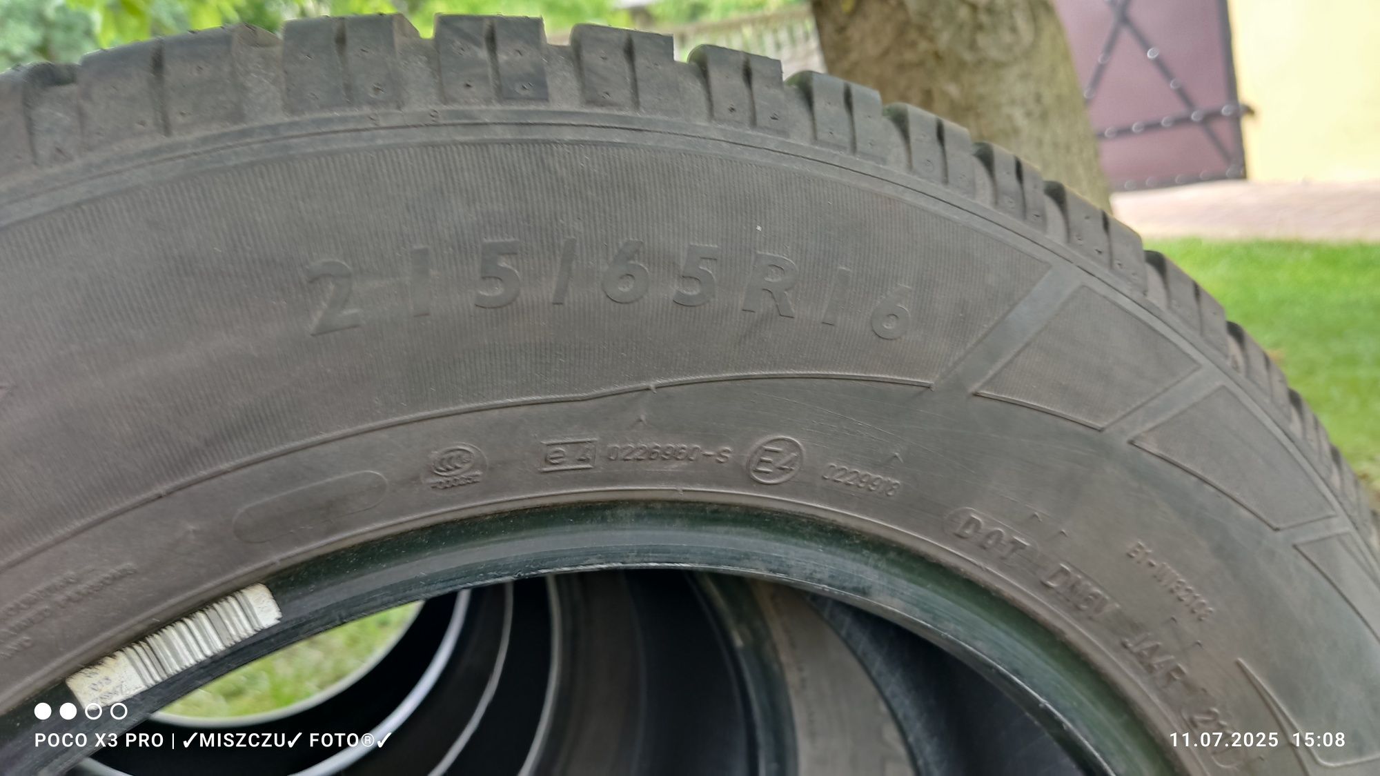 Sprzedam opony zimowe 215/65/R16