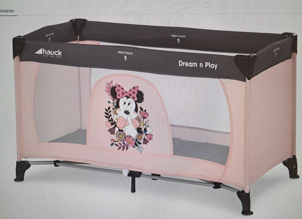 Berço de viagem para bebés.