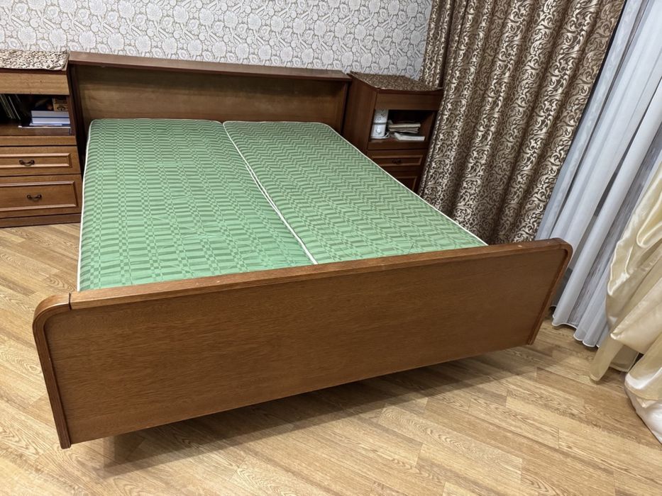 Ліжко двоспальне, з мартасами