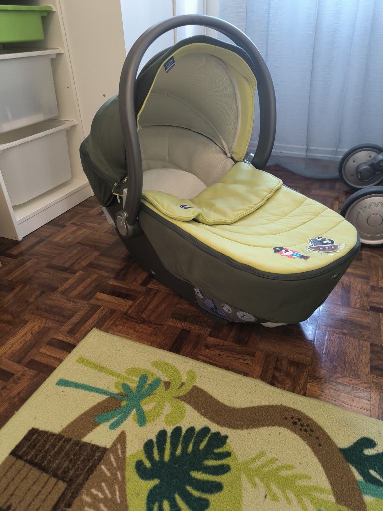 Carrinho de bebé i-move
