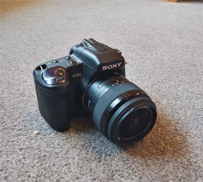 Sony Alpha 300 (a300)