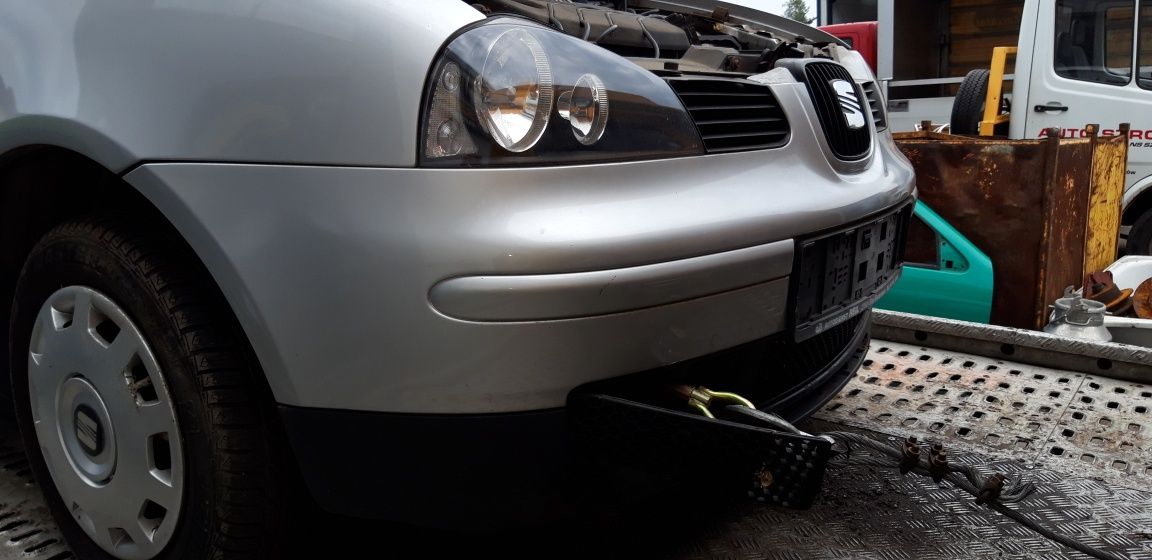 Lampa przód Seat arosa lift europa