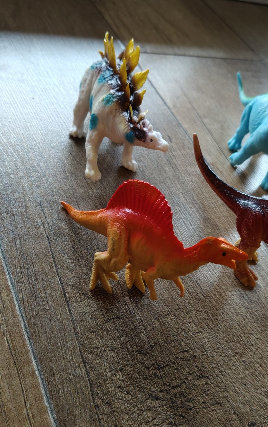 Figurki dinozaurów dinozaury do zabawy dla dzieci kolekcja