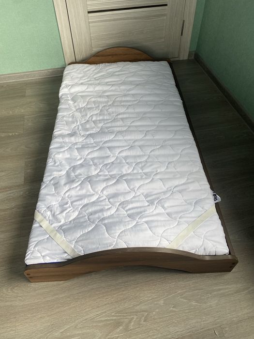 Дитяче ліжечко "Монтессорі" 1,4х0,7см з матрасом