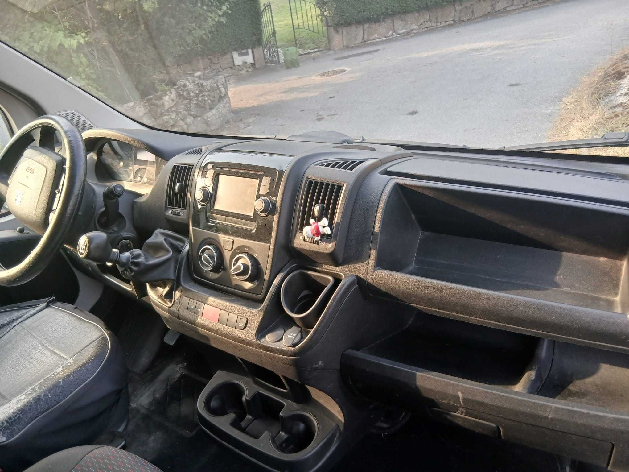 Peugeot Boxer Premium L3H2