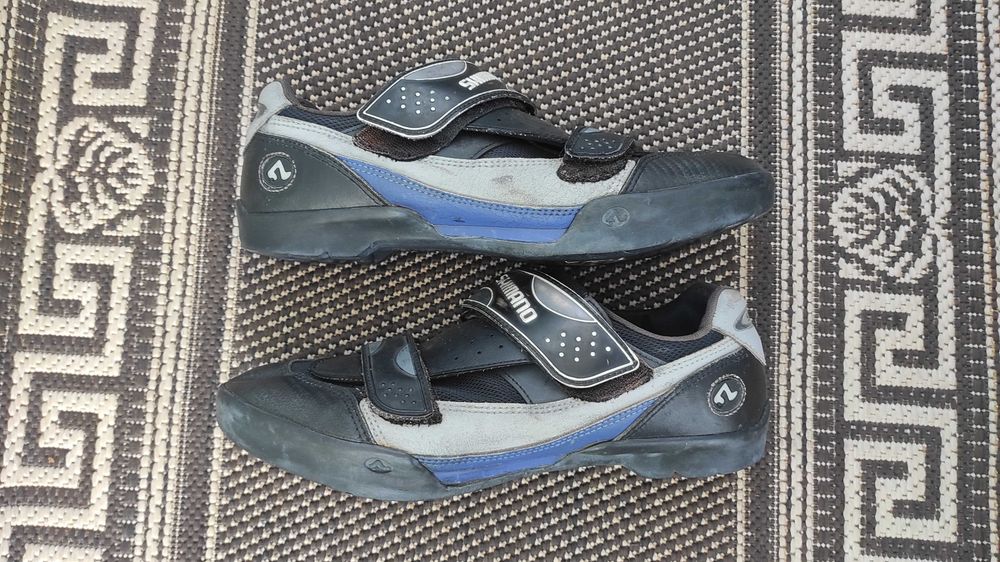 Кросівки велосипедні SHIMANO 

розмір: 45
