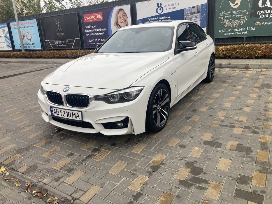 BMW 330E плагін гібрид