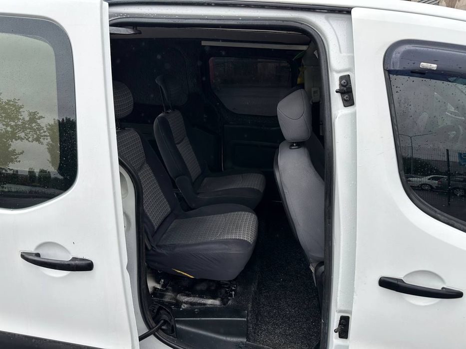 Peugeot Partner 2013 рік