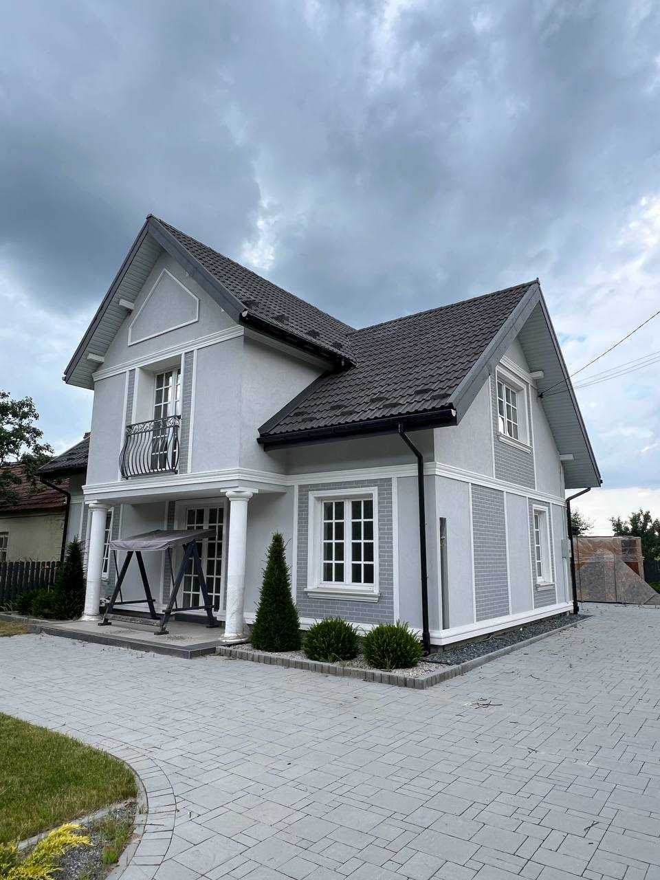 Продаж  будинку  м. Городок.