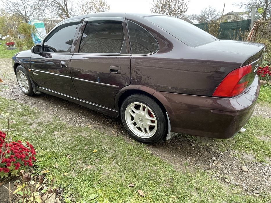 Продаєтся Opel Vectra b