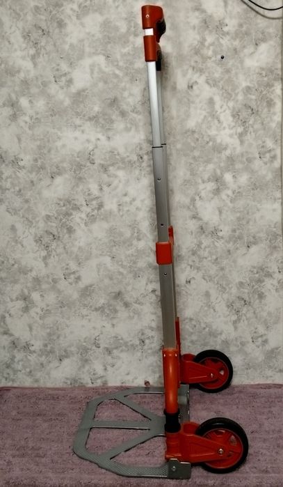 Складний ручний візок бренду Bauhaus