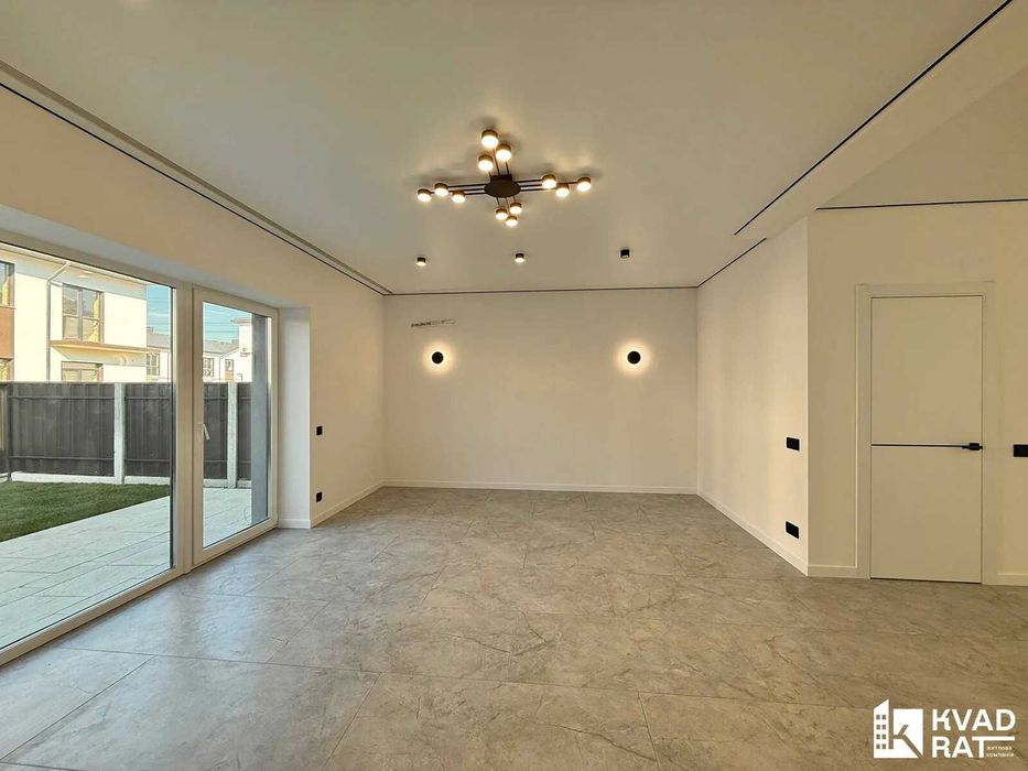 Продаж таунхауса з ремонтом у с. Крихівці