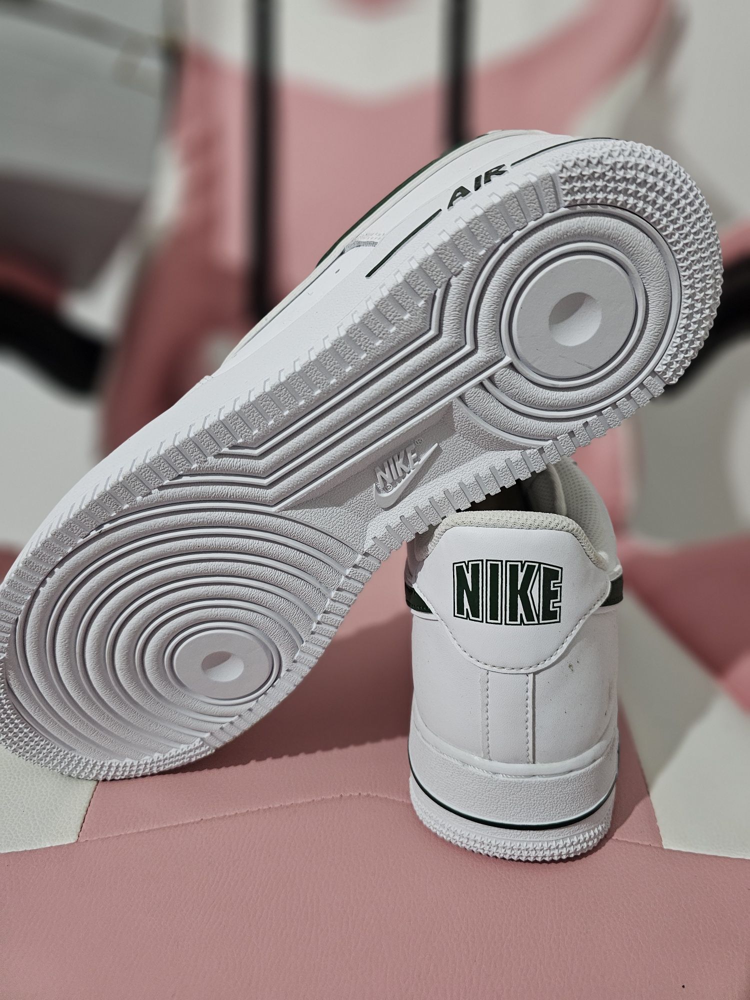 Nike Air Force 1 '07 buty nowe eu45 Skóra