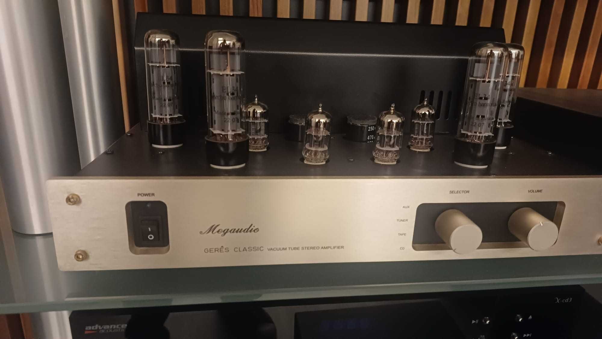 Amplificador Integrado a Valvulas Megaudio Gerês Classic 2 x 15W 8 ohm