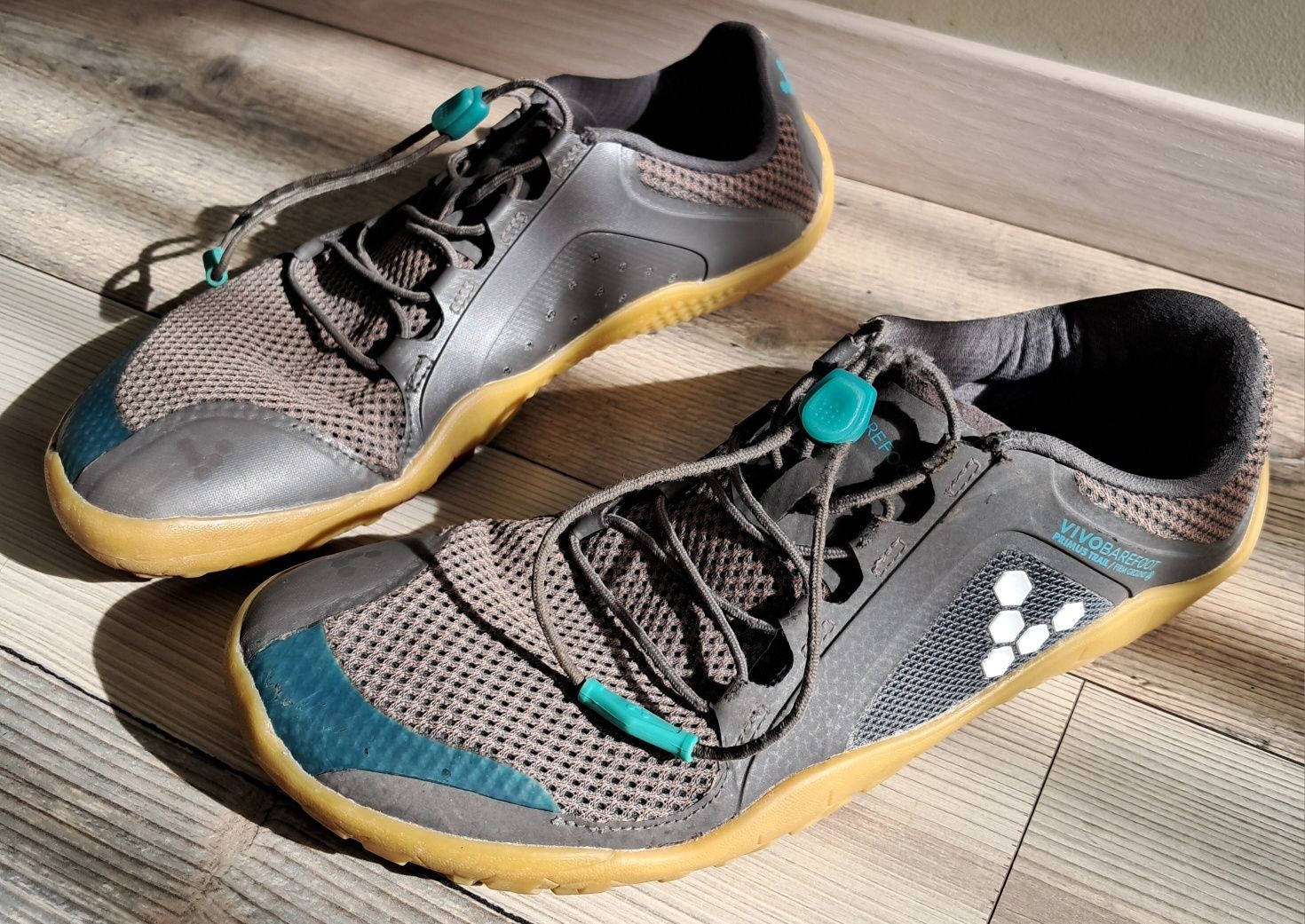 Універсальні Кросівки для бігу VIVOBAREFOOT Primus Trail (р.39)