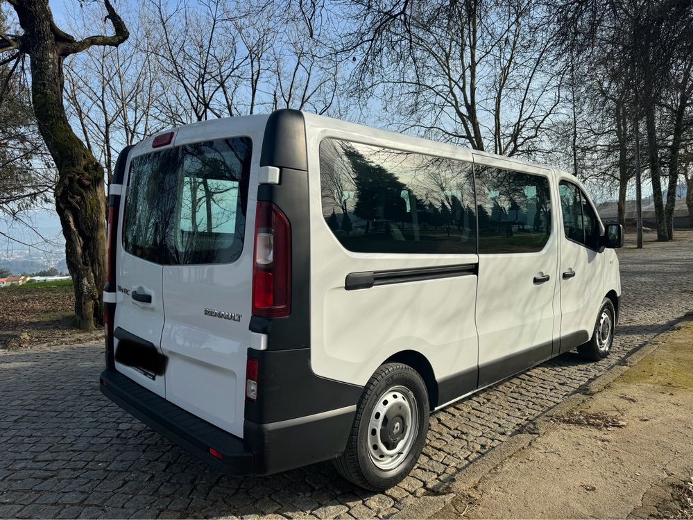 Renault Trafic 1.6DCI XL 9Lugares 2016