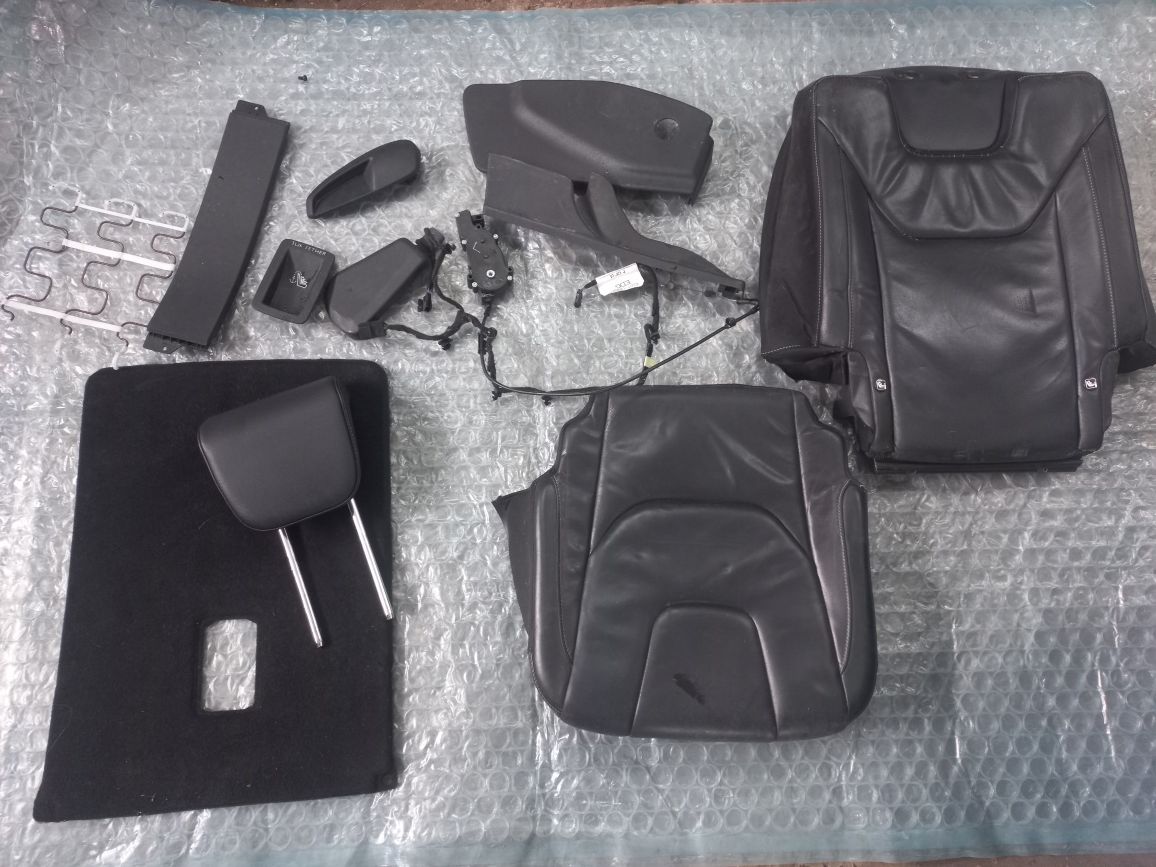 Fotele 2 rząd ford s-max mk2 części