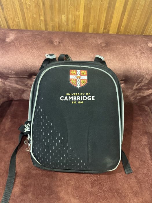 Продам шкільний рюкзак YES чорний