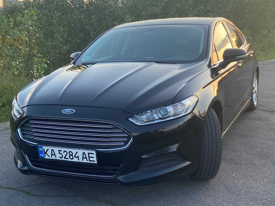 Ford fusion SE США 2015р газ-бензин